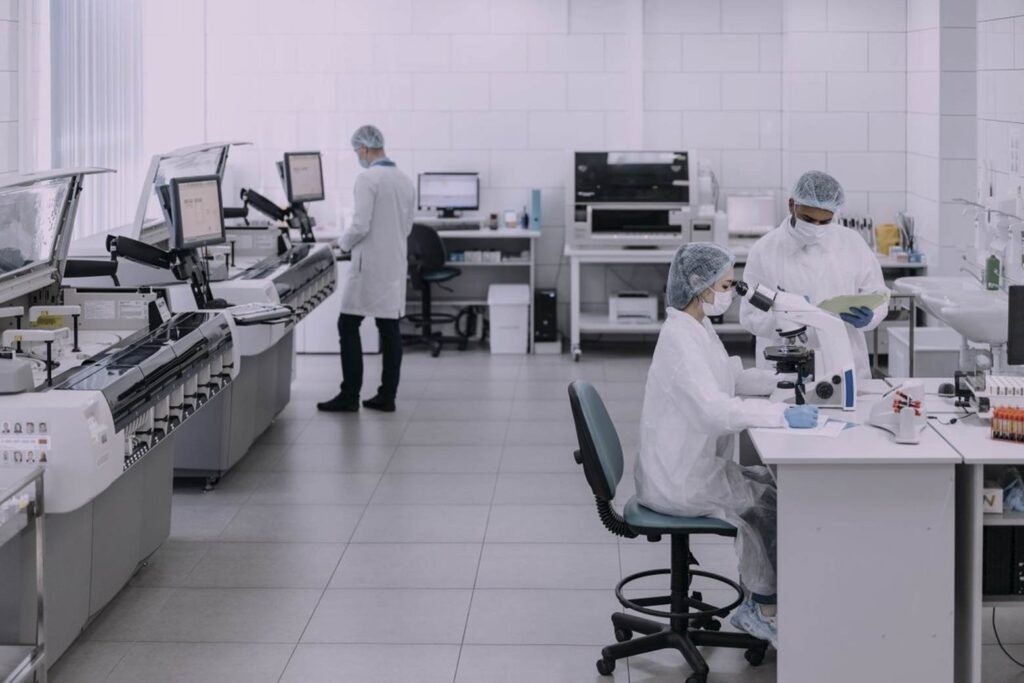 How Risk and Focus Strengthen a Healthcare Operating Model